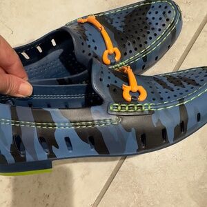 Men’s camouflage slip on loafers